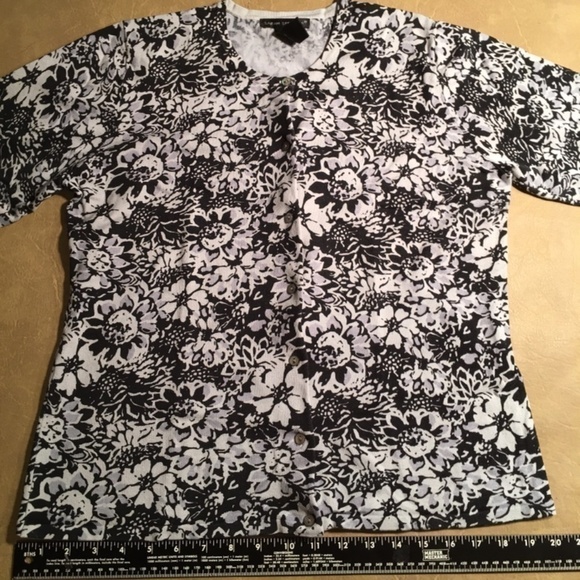 SARAH SPENCER Spring Summer Cardigan, Gray/Black FLORAL, NWOT, Large - Picture 8 of 9
